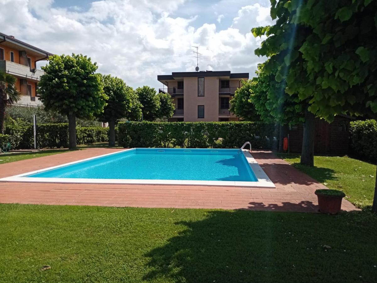 Casa Lugana 15 - Monolocale Con Piscina Fronte Lago سيرمِيوني المظهر الخارجي الصورة