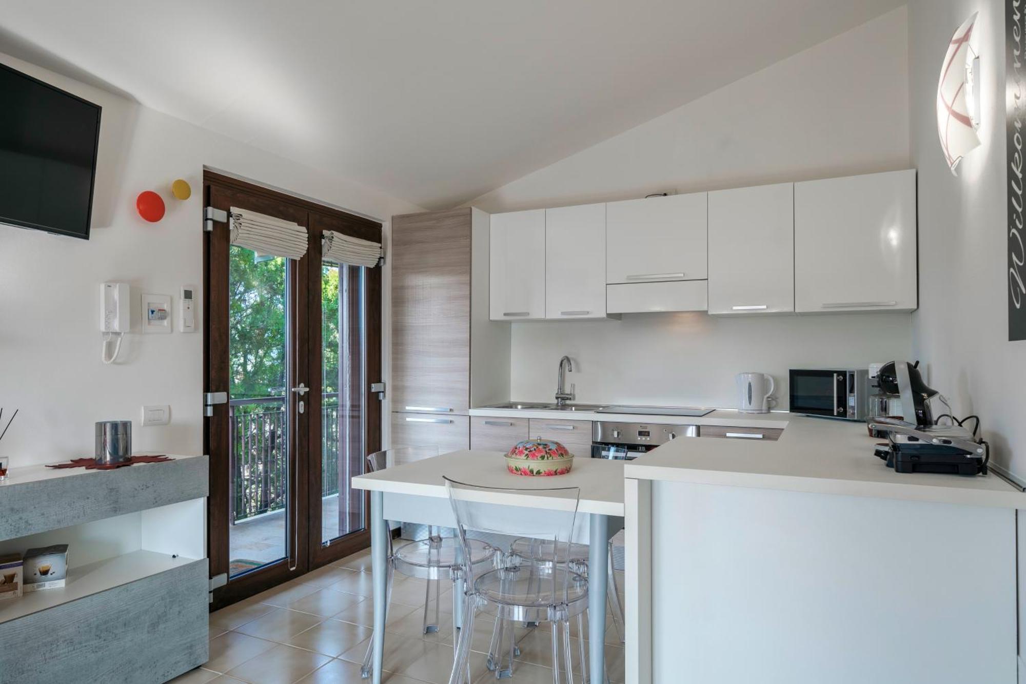 Casa Lugana 15 - Monolocale Con Piscina Fronte Lago سيرمِيوني المظهر الخارجي الصورة