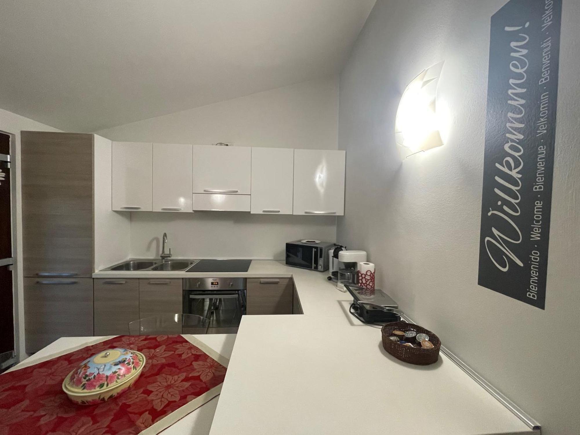 Casa Lugana 15 - Monolocale Con Piscina Fronte Lago سيرمِيوني المظهر الخارجي الصورة